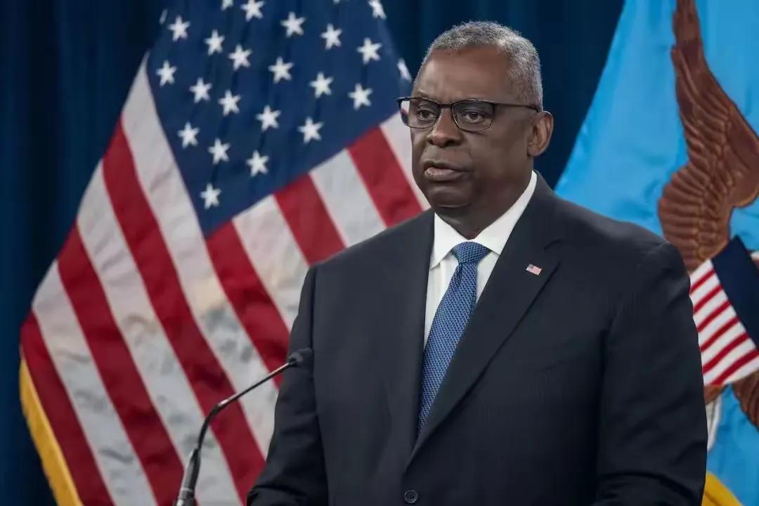 我防长划红线：“若插手台海，必粉身碎骨”，话音刚落，就有27家美军火商代表窜台。