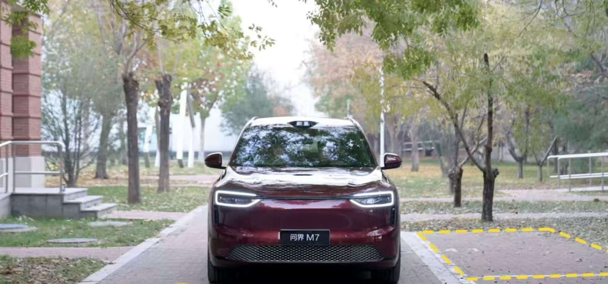 问界M7去哪儿都行 咱年轻人出门主打一个随性，想自驾去戈壁撒野，又怕车子扛不住？