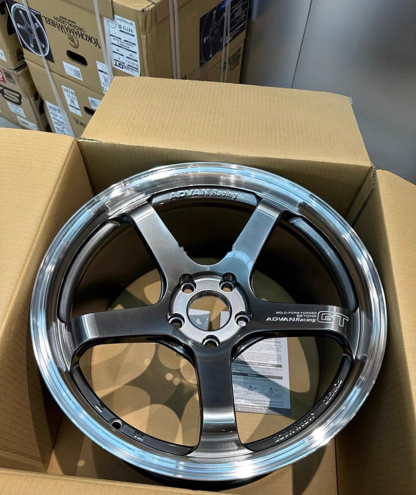 横滨ADVAN Racing GT BEYOND F]20寸9.5J et25 