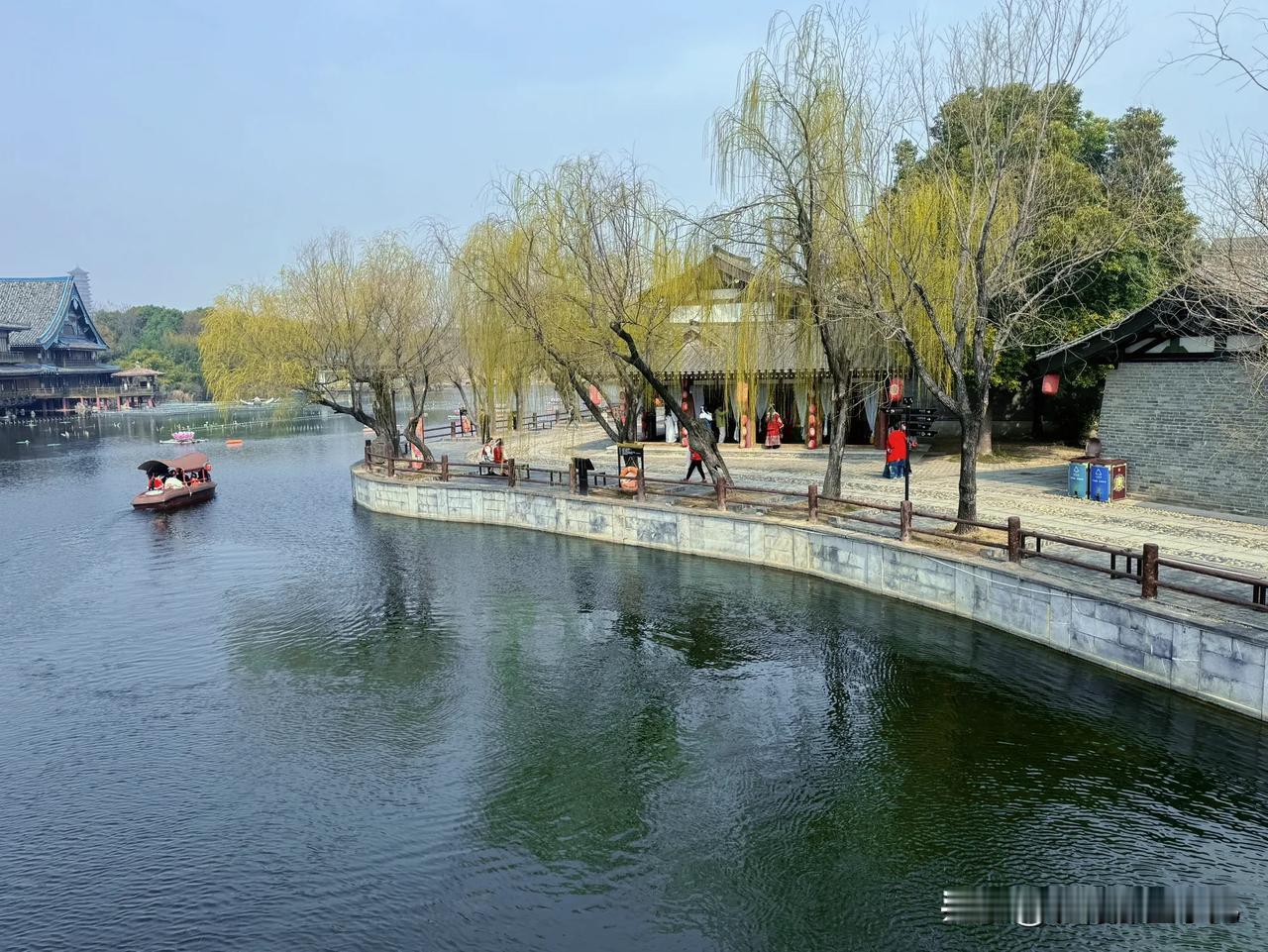 早春游园