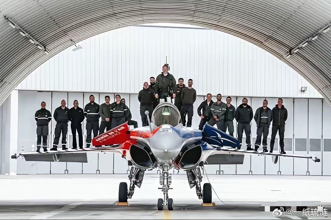 阵风战机的声誉迟早会毀在印度手上。​哪有这样炫耀先进战机的，这可是价值上亿美元的