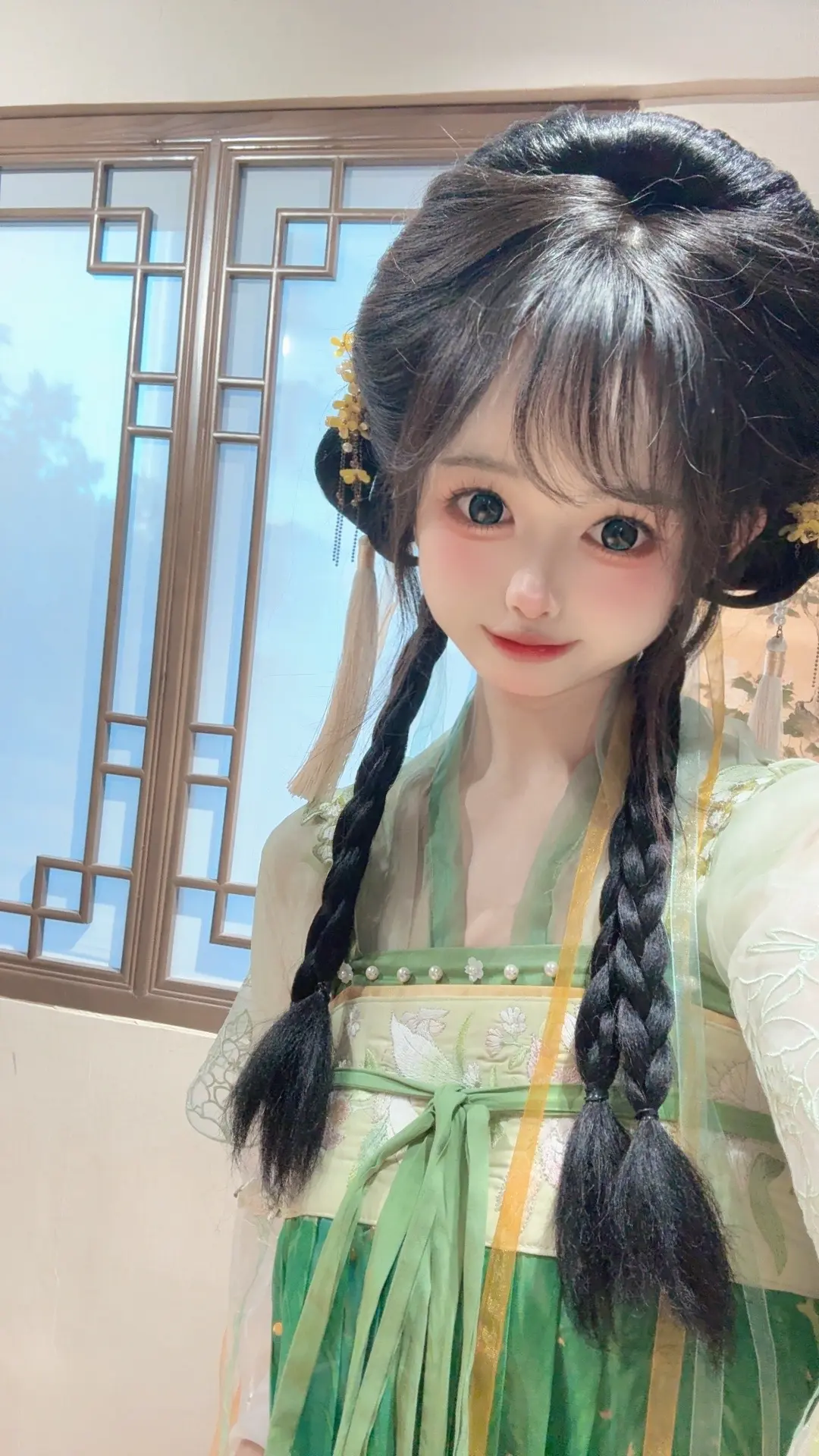 遇见你的眉眼 如清风明月