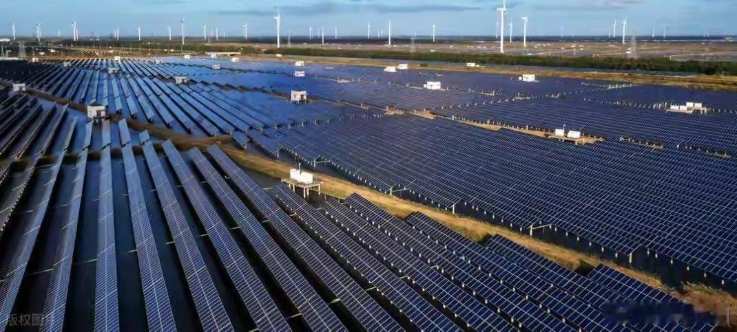 无锡举办太空光伏供需对接会，国宇星空、弘元绿能等企业受邀参会。2月10日，无锡市