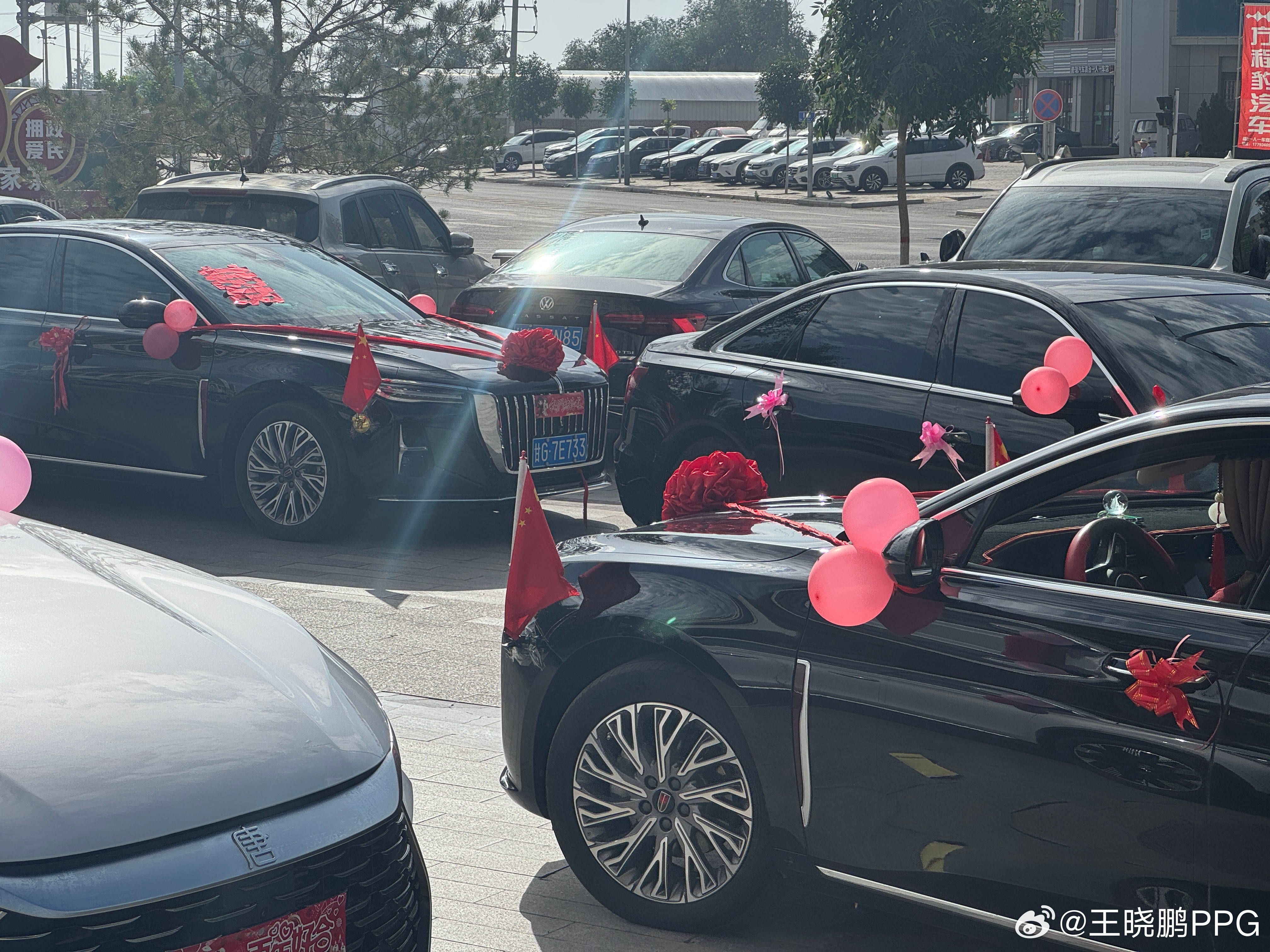 一个地方一个风俗当地红旗跑婚庆跟A6子一个价所以红旗卖的非常好超弟没牌面，没骗我