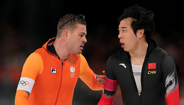 文内马克被廉子文碰撞申请重赛，最终排名第五无缘奖牌