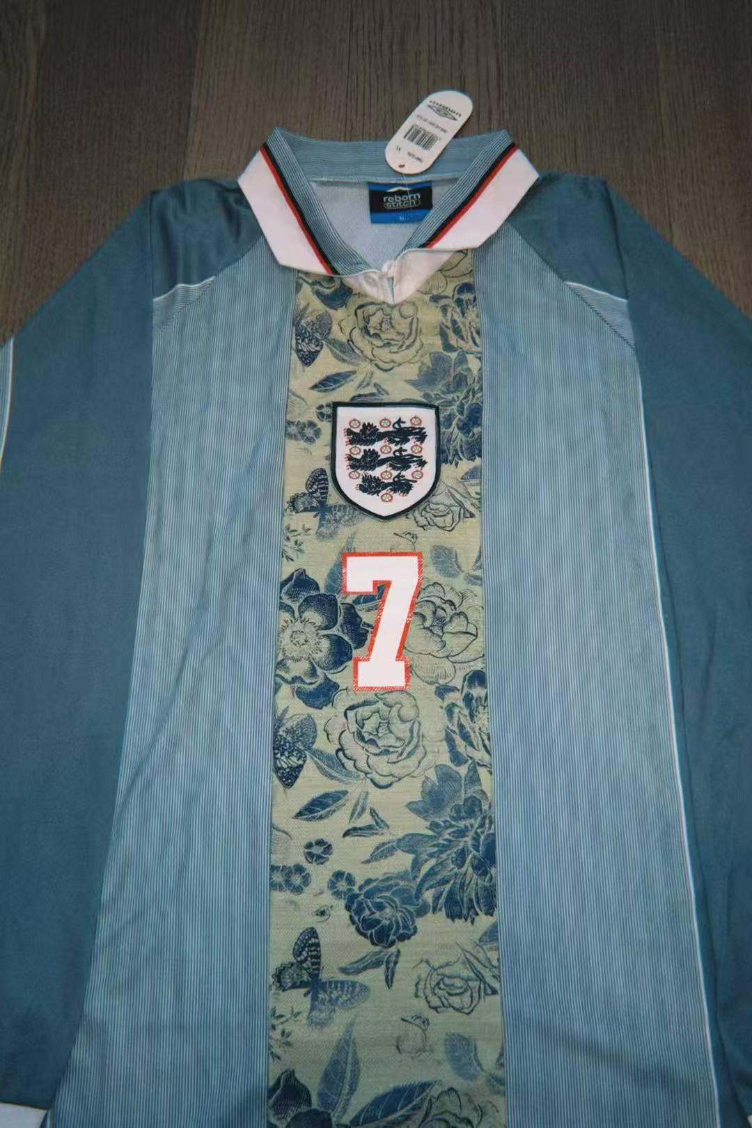 你们还在看五大联赛的比赛，有人已经闷声发大财，在冷门赛道，赚国外球迷的钱了？
