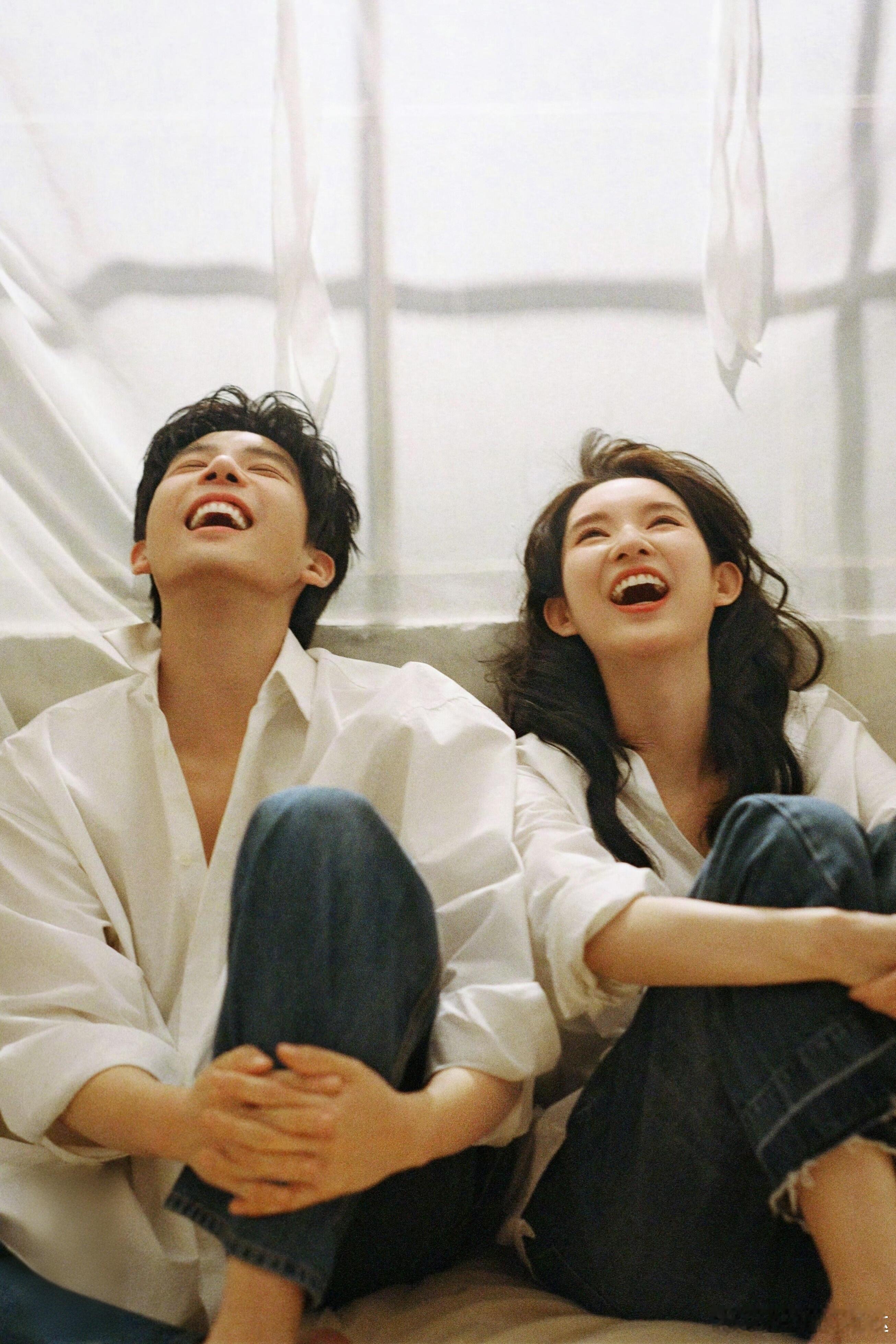 王安宇王玉雯我们三个人很暧昧王安宇王玉雯住出租屋的CP感绝了！一搭二搭都在这相爱