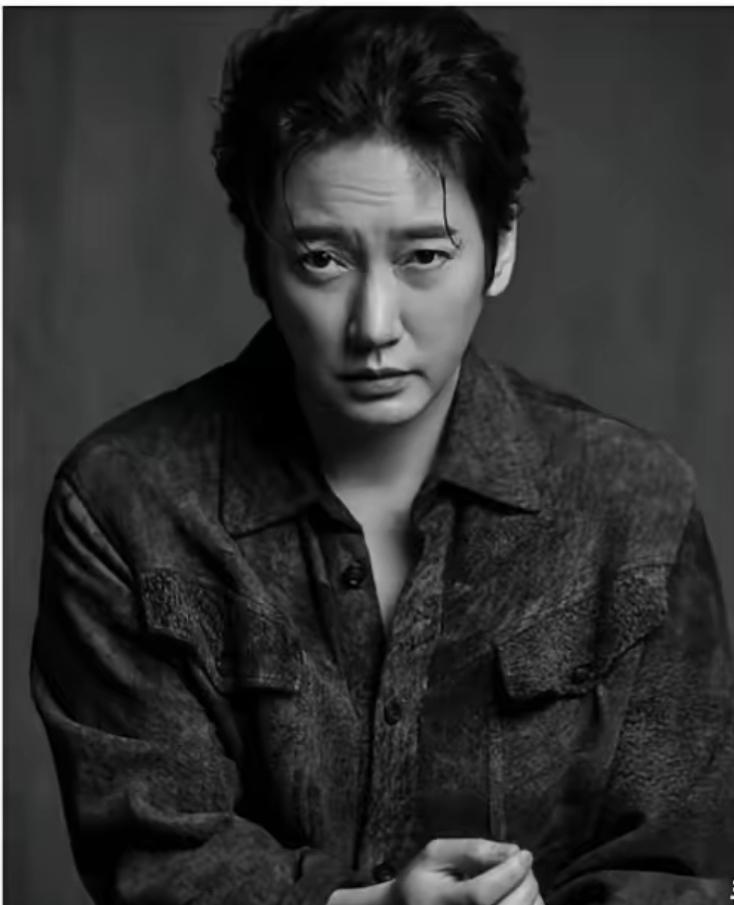 这是今天娱乐圈最让人悲痛的消息！
​3月28日，许多人还沉浸在梦乡中，让人没想到