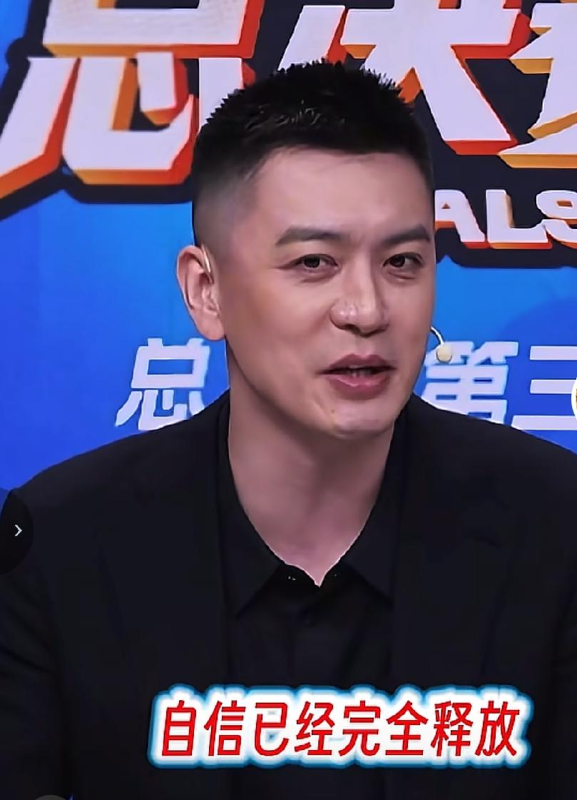 没想到啊，杨鸣的解说这么地道，真的是能说会道，来听听他对总决赛第三场赛后的点评：