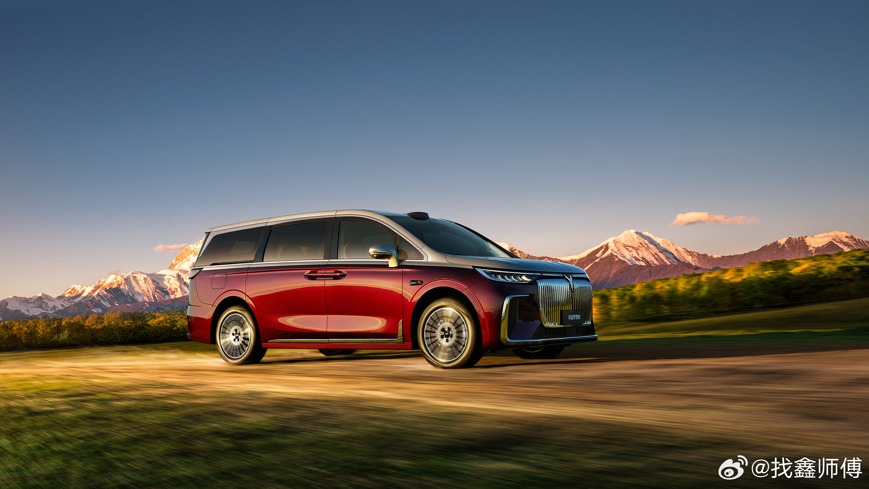 高端MPV销量冠军岚图梦想家2025高端MPV市场群雄逐鹿，岚图梦想家凭NPS值