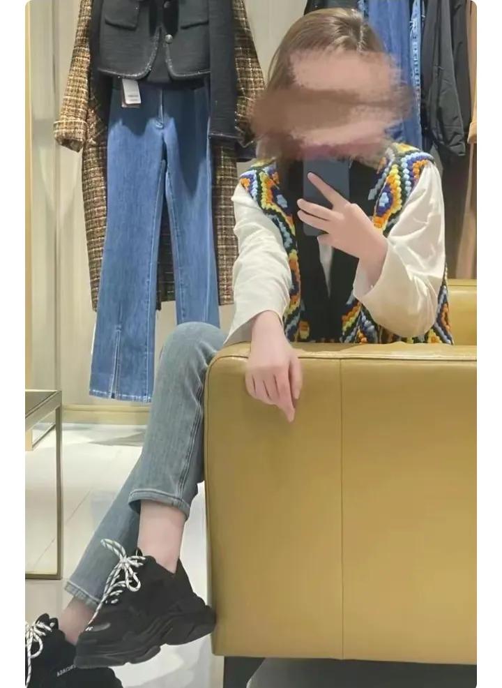 别再简单把这起案件当成夫妻冲突
二审驳回正当防卫的判决
关键点根本不在争吵本身。