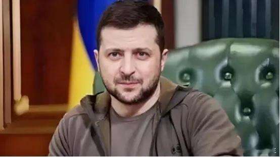 乌克兰到现在还没意识到，想要和平，必须先把泽连斯基驱逐出境。泽连斯基这个人现在已