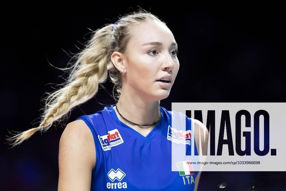 🆕意大利🇮🇹女排主攻【皮特里尼】预计将休养直至 2025 年，她4 个月前