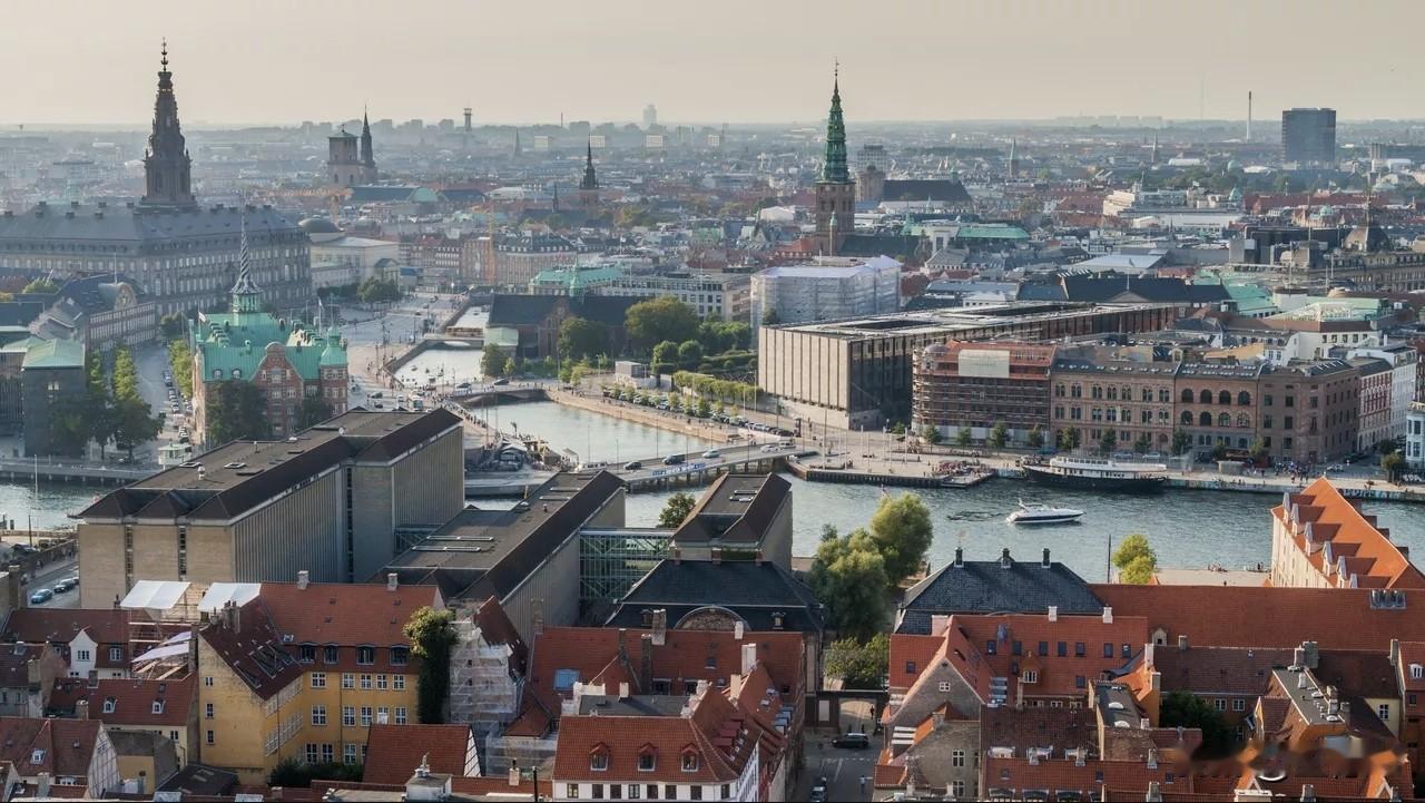 据俄罗斯卫星通讯社1月11日报道，丹麦媒体人及社会活动家近日提出一项重要倡议，建