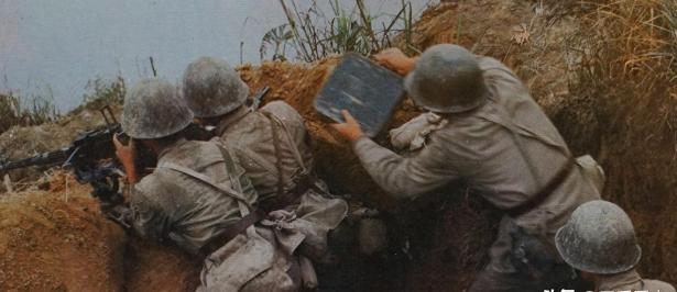 1982年，炊事兵张廷富收到未婚妻的分手信，一气之下他回了一个“O”，没想到两年