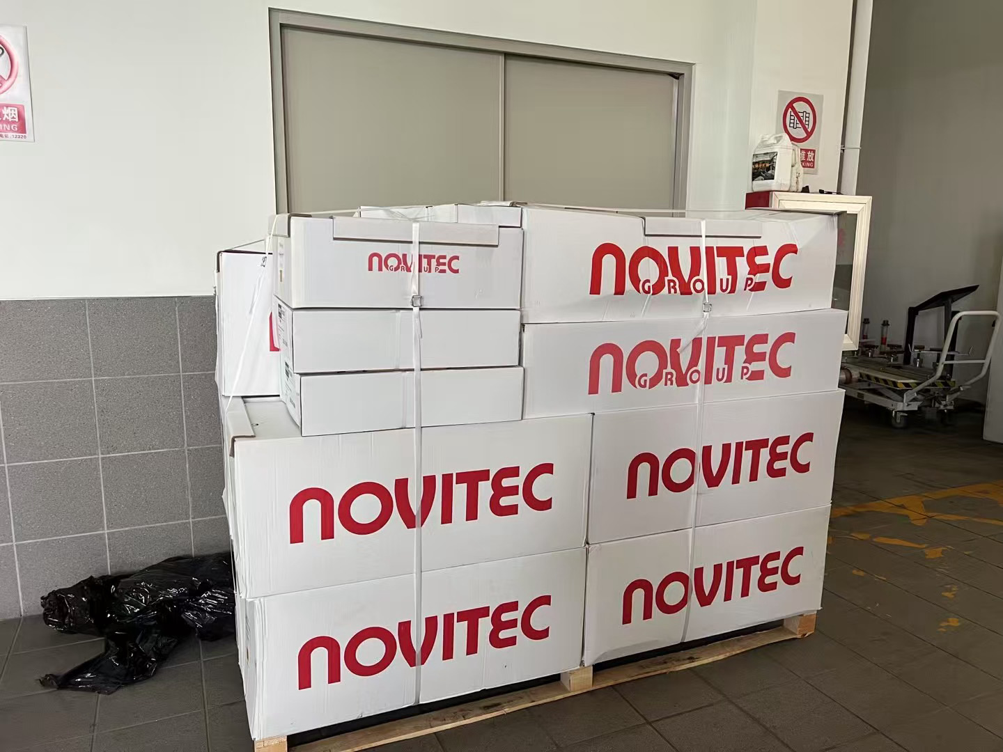 🇩🇪Novitec排气 现货！现货！法拉利Purosangue / FUV 