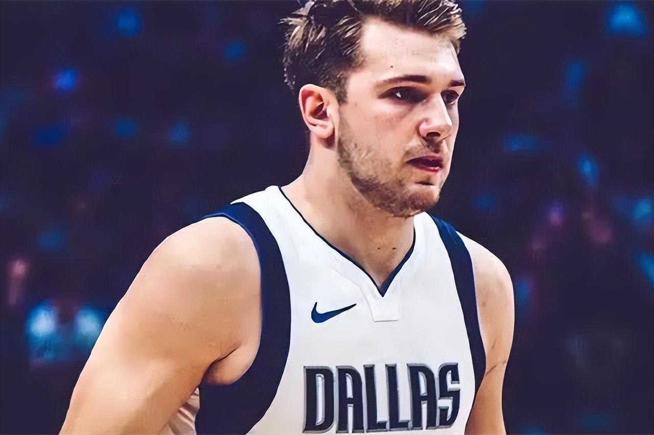 彻底打懵！东契奇遭罕见“防守”失常，独行侠110-131负鹈鹕
独行侠爆冷输鹈鹕