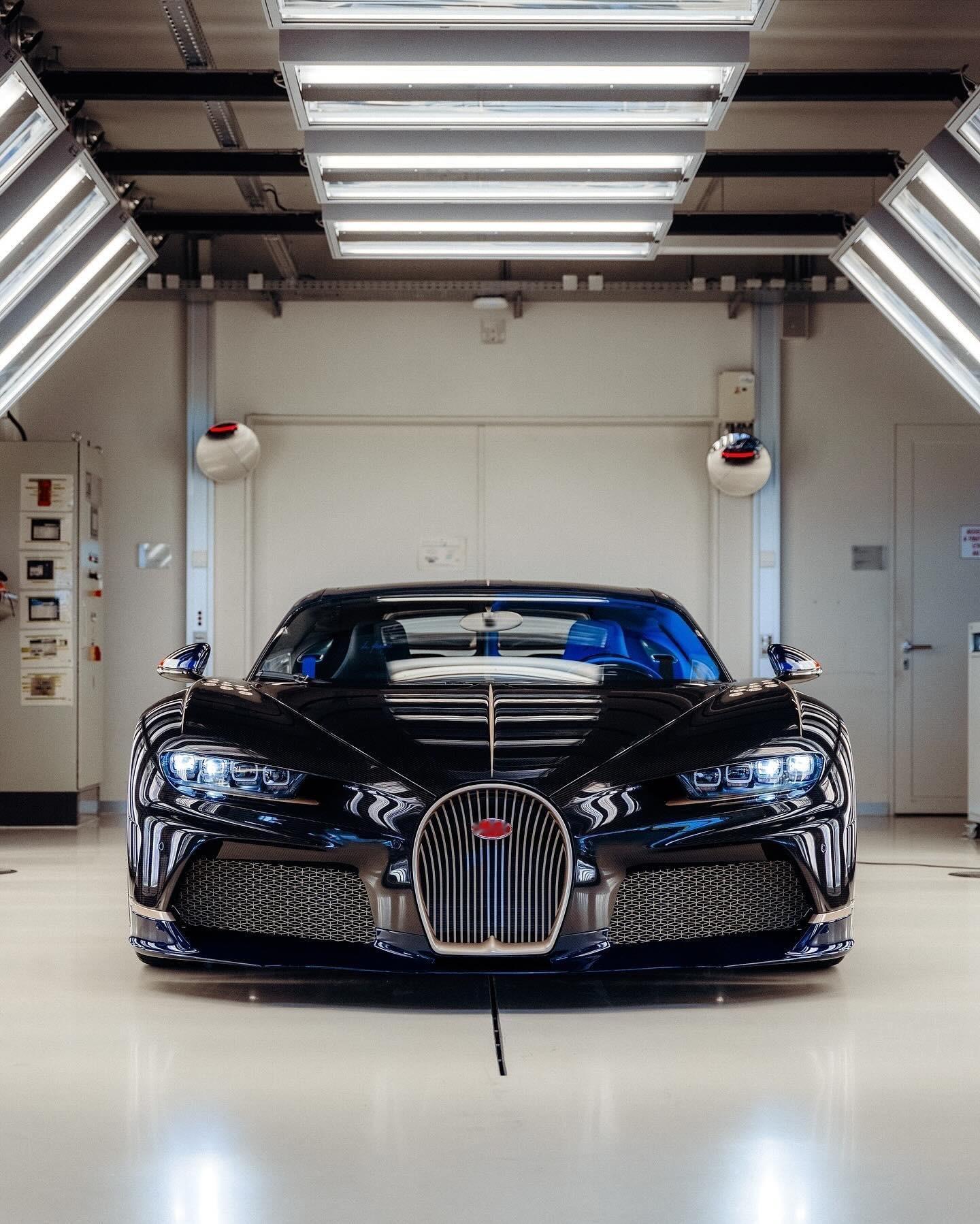 Bugatti Chiron “Le Passage du Temps” ​​​