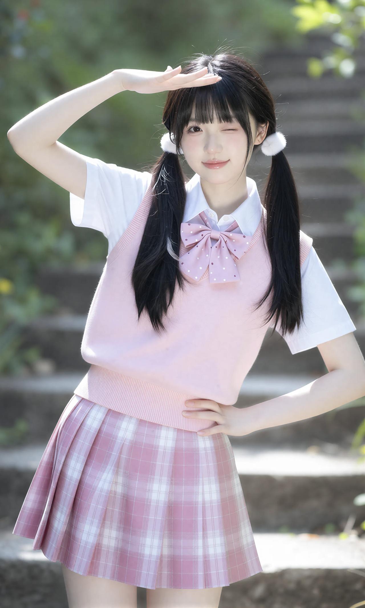 粉裙飘飘，少女如花。温柔花裙少女 粉裙花束少女 绿裙花漾少女 粉裙子的小公主 温