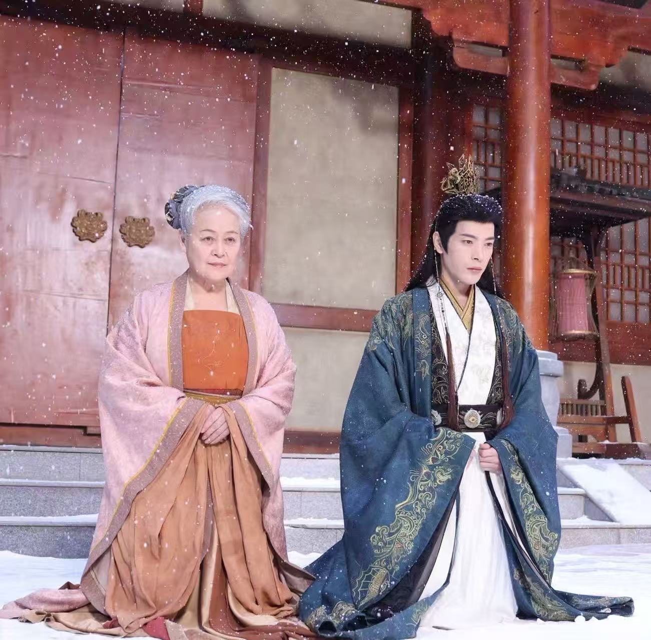 陈腾跃你是真饿了全资大佬陈腾跃新短剧脑洞大开，奇葩剧情看得人哭笑不得，这么任性选