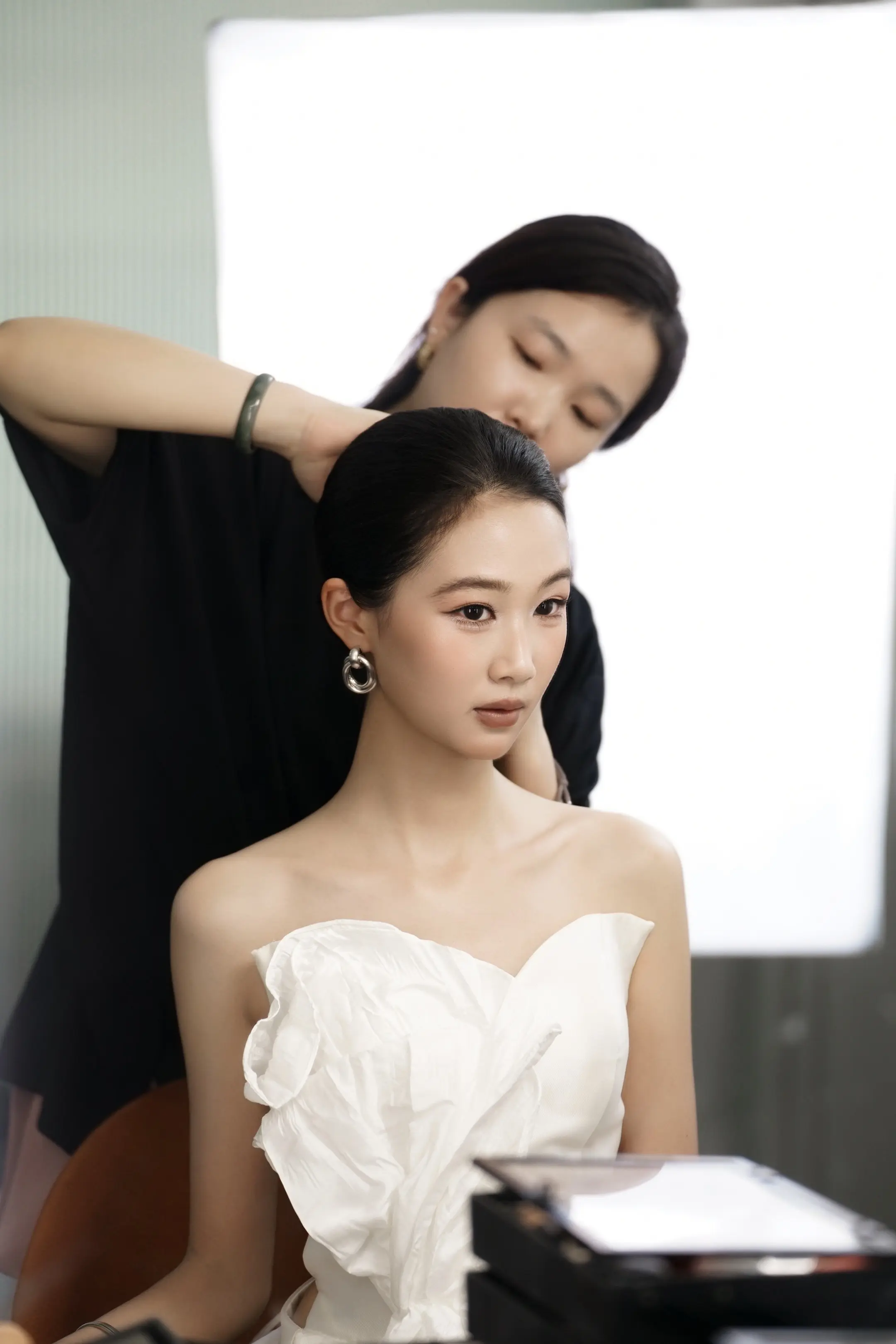 脸在人在。婚样模特