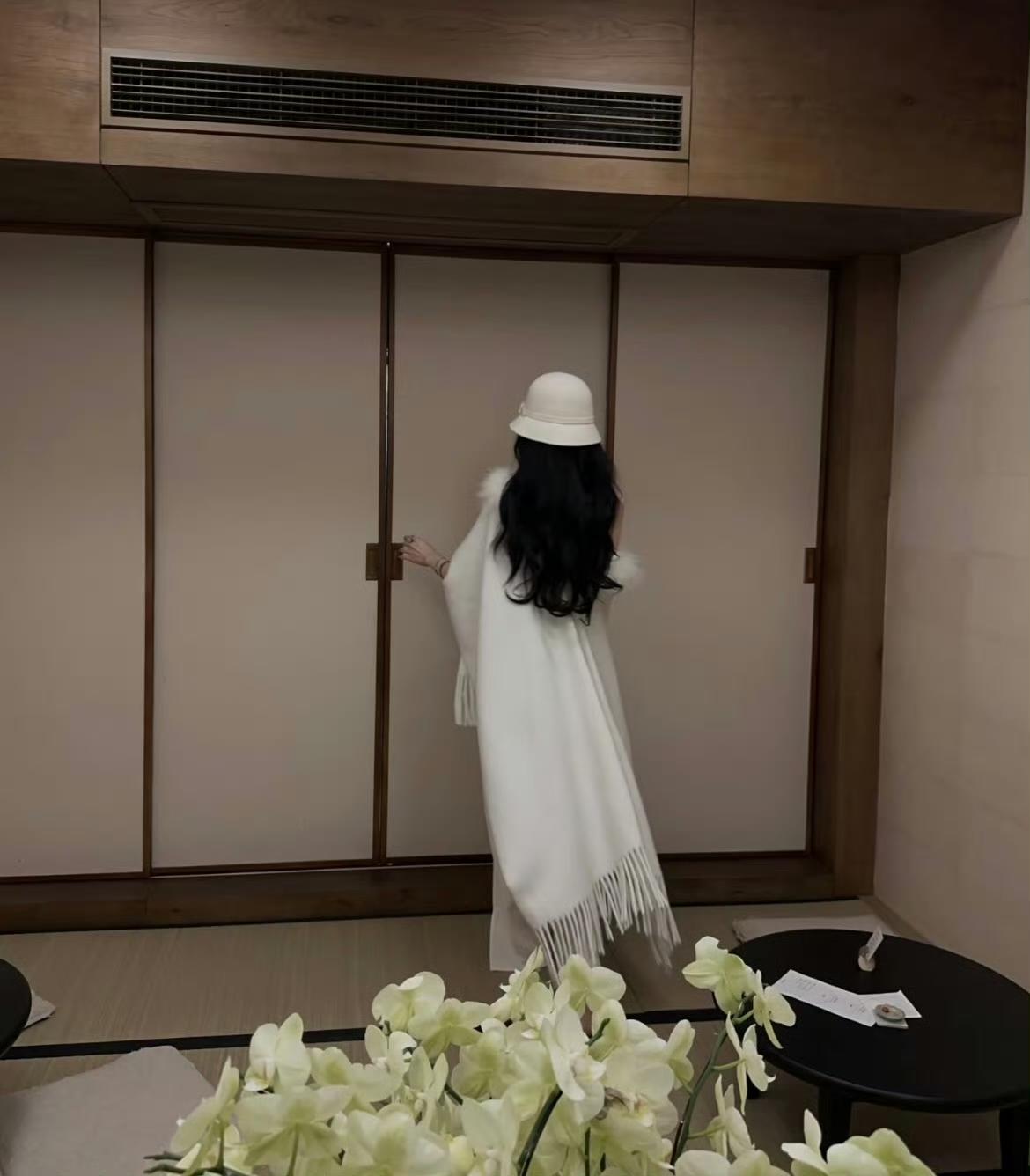 你撒谎的时候、其实我比你还紧张，我怕你骗不了我 ，我还得陪你演下去 ！