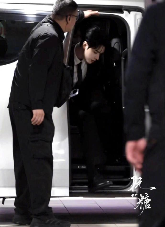 谁懂龚俊这张图 