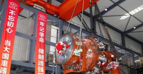 不但美国震惊了，日本、德国等西方列强也震惊了，就连马斯克想了三天三夜也搞不清楚，