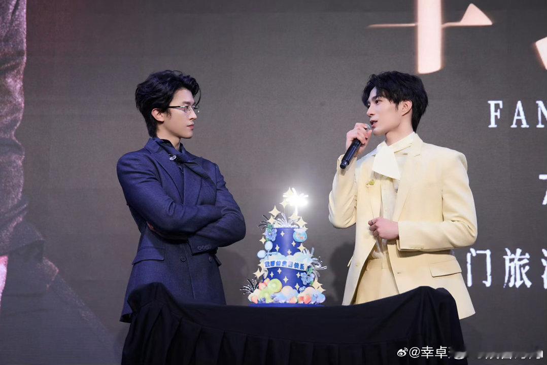 本来是抱着支持幸章力首个饰品代言的心态去看的，结果越了解越觉得，范琦是真的懂他们