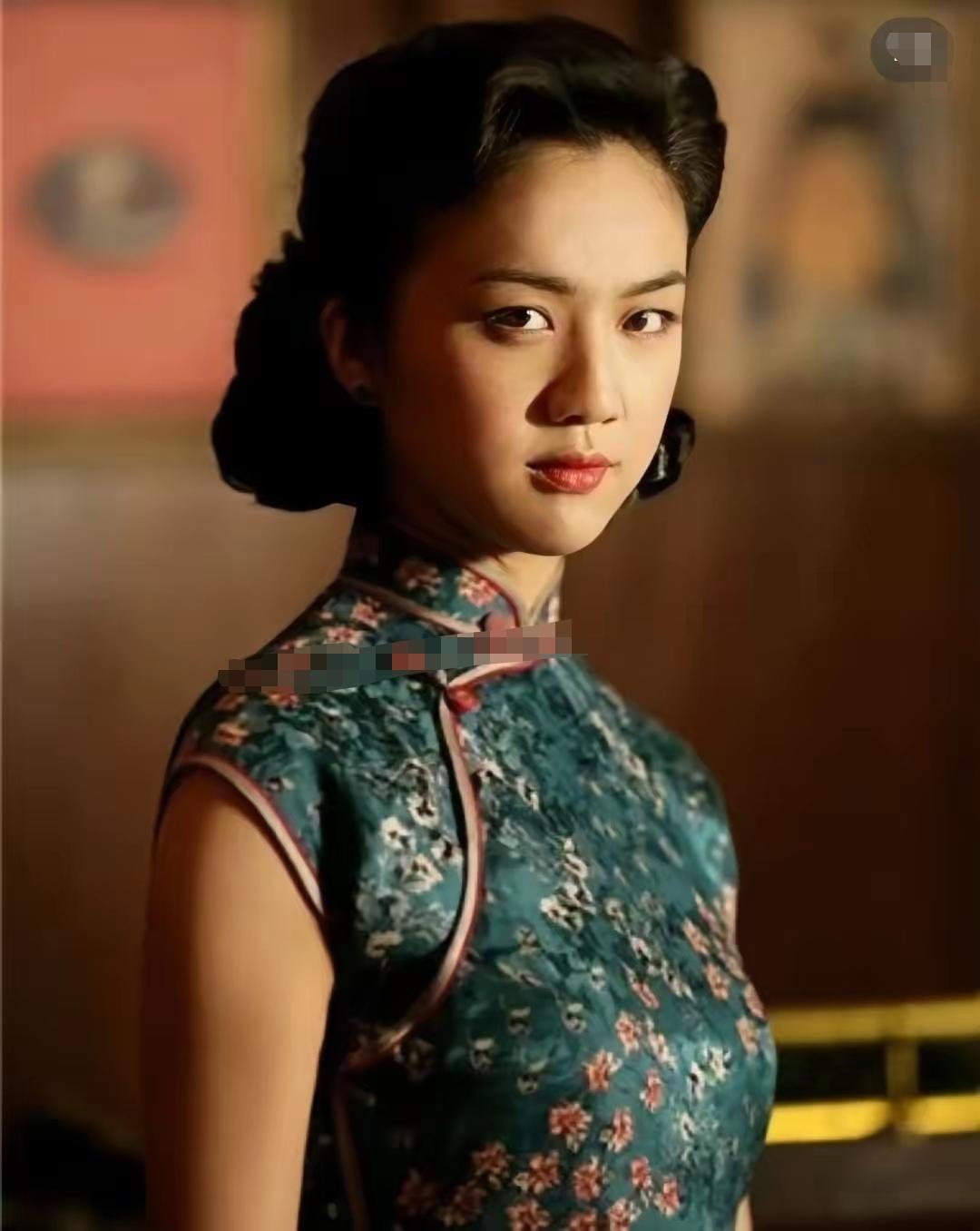 没有李安的《色戒》就没有今天的汤唯。汤唯能有今天的成功全靠自己当初的选择。如果当