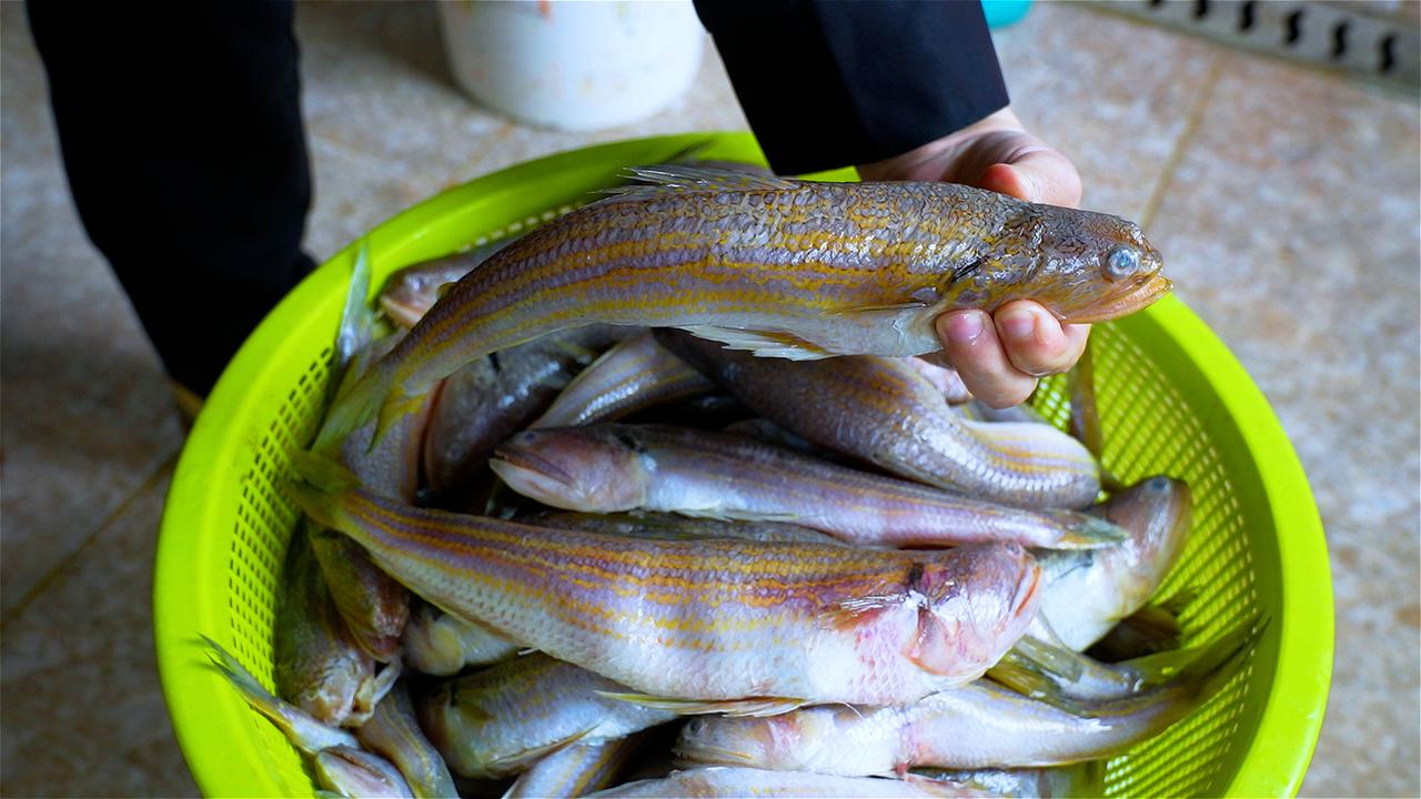 在福建有一种低调的海鲜吃法，全国仅惠安一个地方有，是当地人珍藏的味觉记忆，而外人