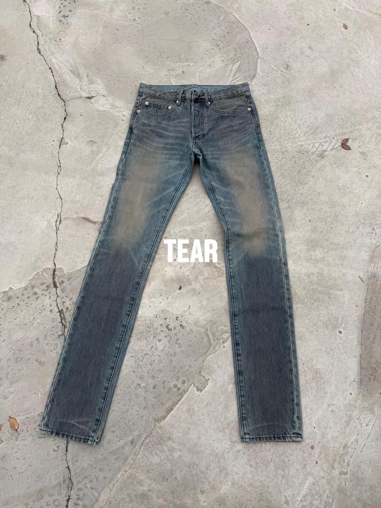 全新配色降临。灰色做脏鬼爪 恰到好处的做旧脱离常规配色 又帅又狂又低调skinn