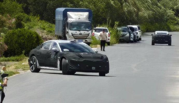 小米SU7长轴距版实车曝光，预计车身长度达到5200mm，轴距将来到3100mm