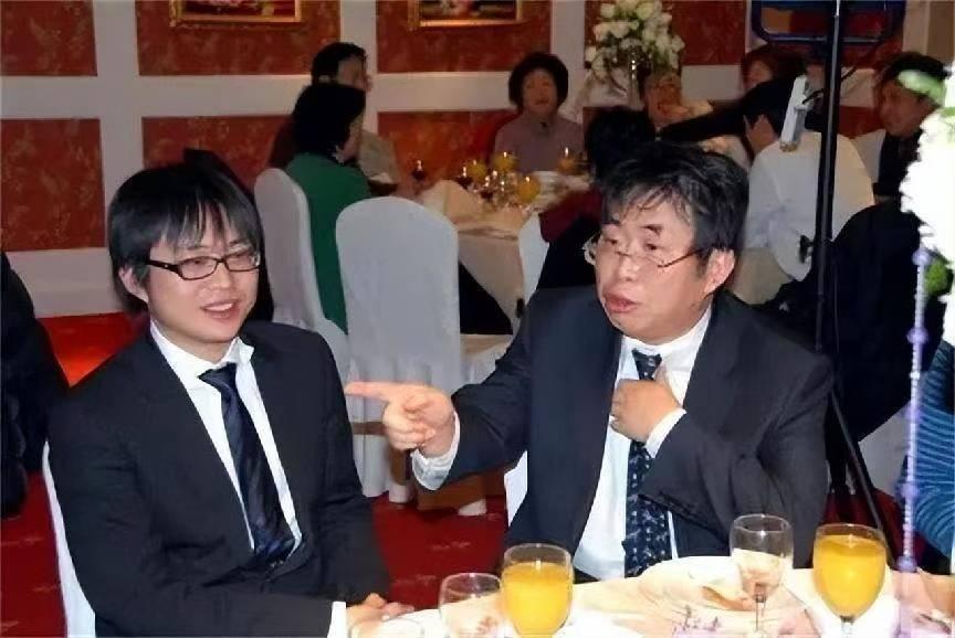 真的想不到，聂卫平曾因下棋“抗日”一战成名，但他的儿子孔令文不仅娶了一个日本老婆