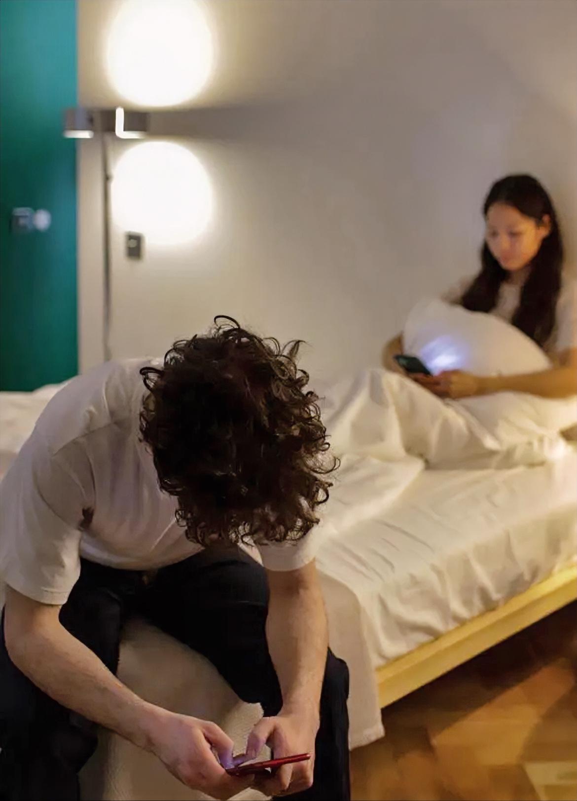 老公不愿意出去找工作，他这么懒，我这段婚姻还能要吗？

这是我后台一位女性给我的