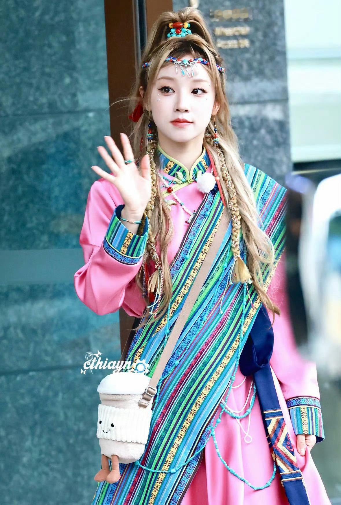 宋雨琦 女人的第六感看来在奔跑吧里想要瞒过宋雨琦的眼睛可不是件容易事