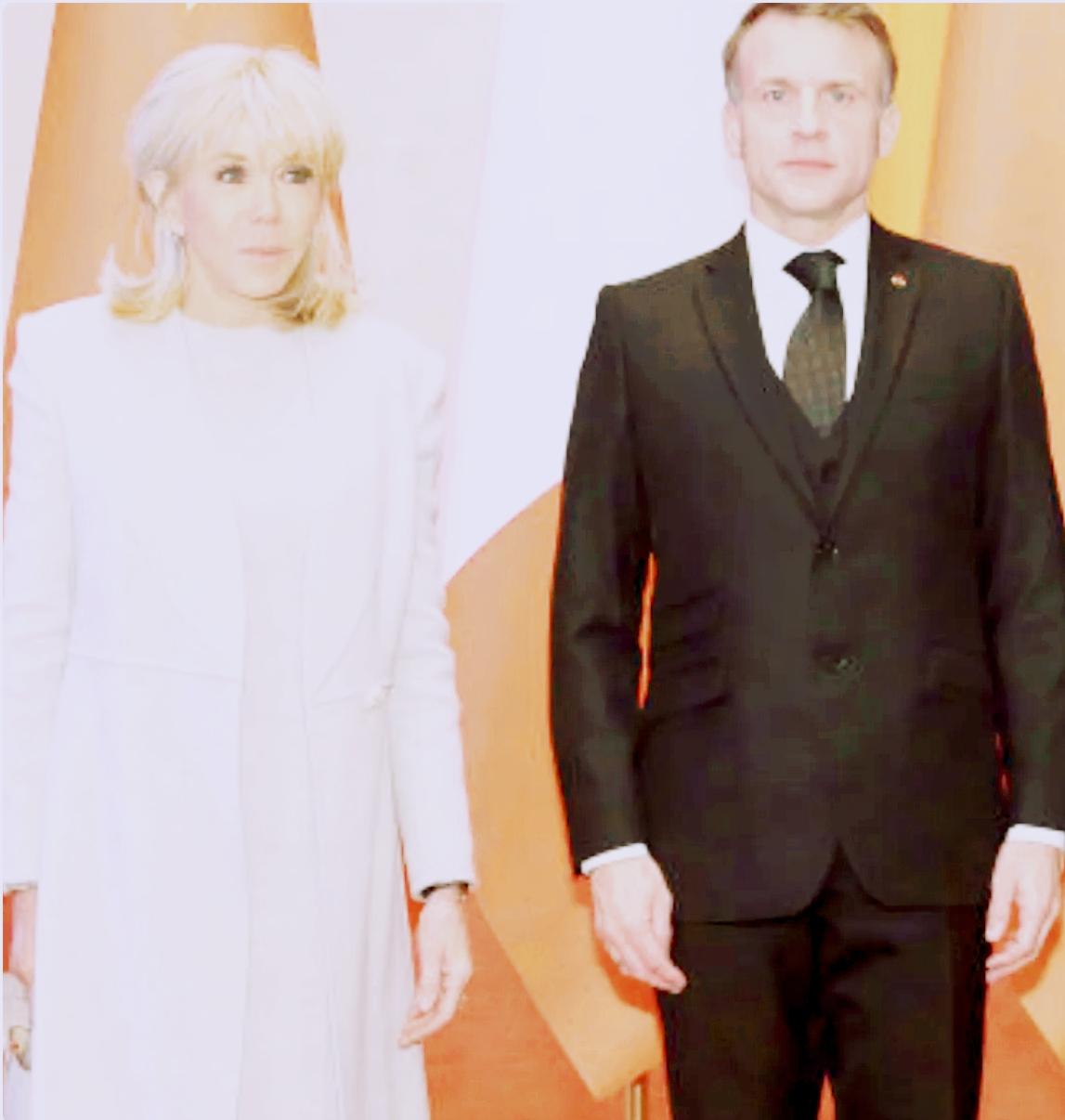 马克龙这下气的后槽牙都咬碎了，
 
马克龙带着妻子布丽吉特来华访问，两人引发网友