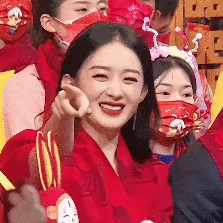 赵丽颖粉丝都来团建啦❗ 做完顶贴扩散我们争取这期继续拿TOP1骨头网页链接 （?