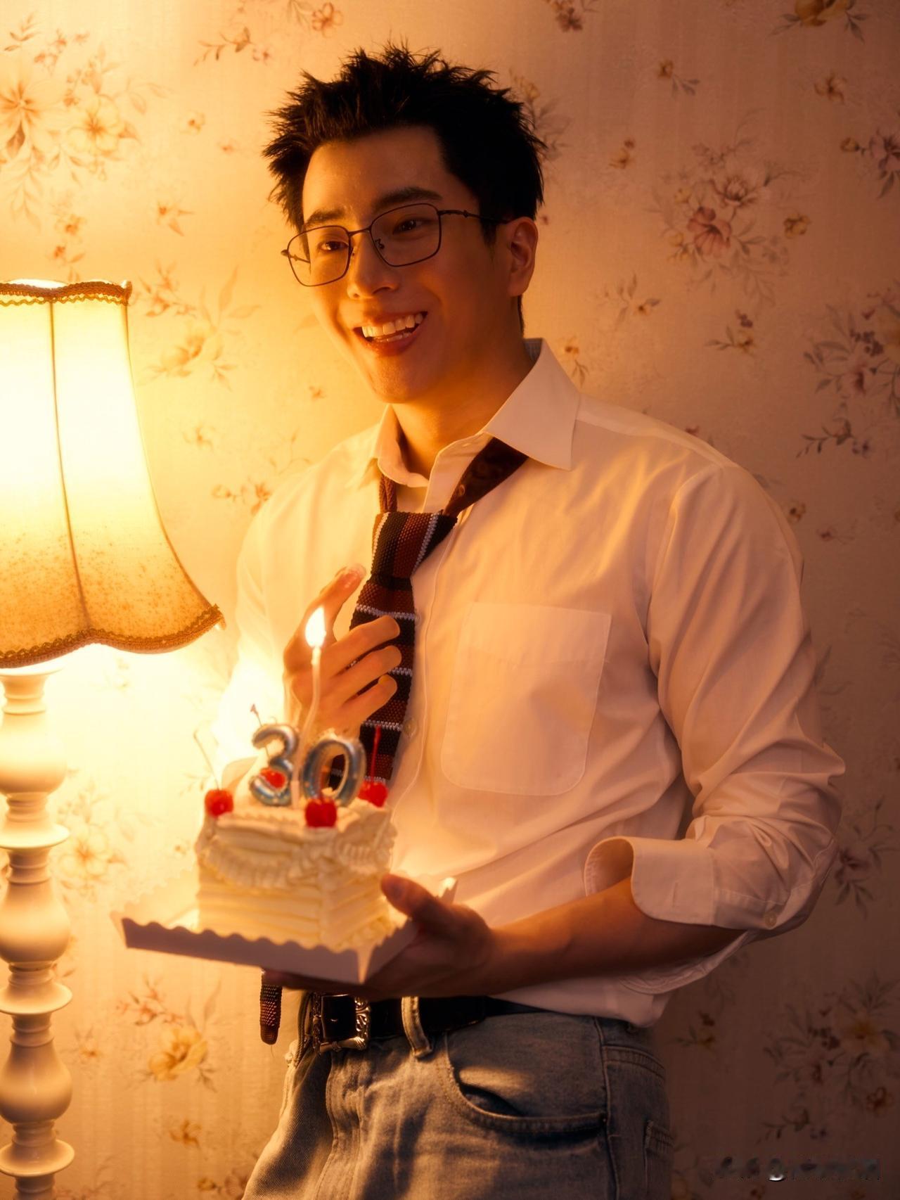 Nonkul庆生30岁。。生日快乐！🎂🎉