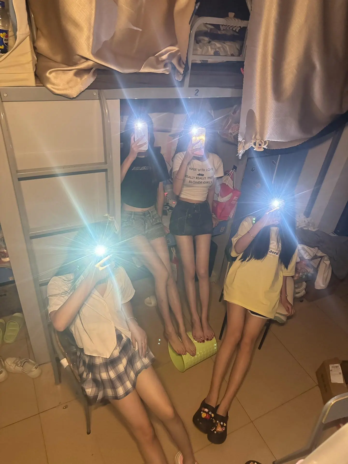 要说女寝这么好 我住什么男寝！