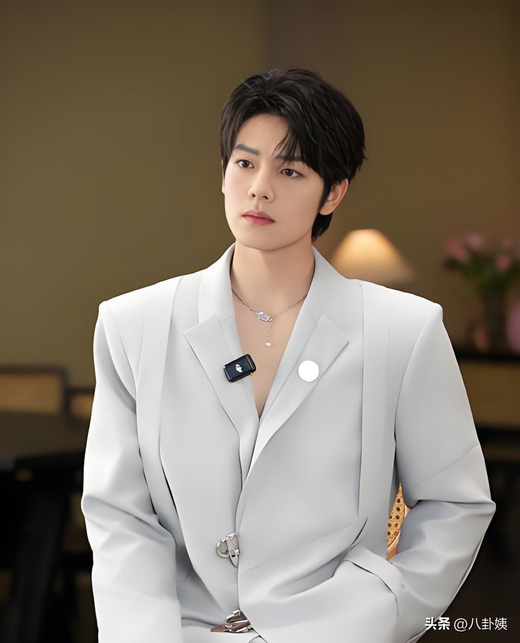 短剧顶流曾辉坦言：没进短剧圈，我现在就在卖健身房卡！20天赚2万差点放弃演员梦