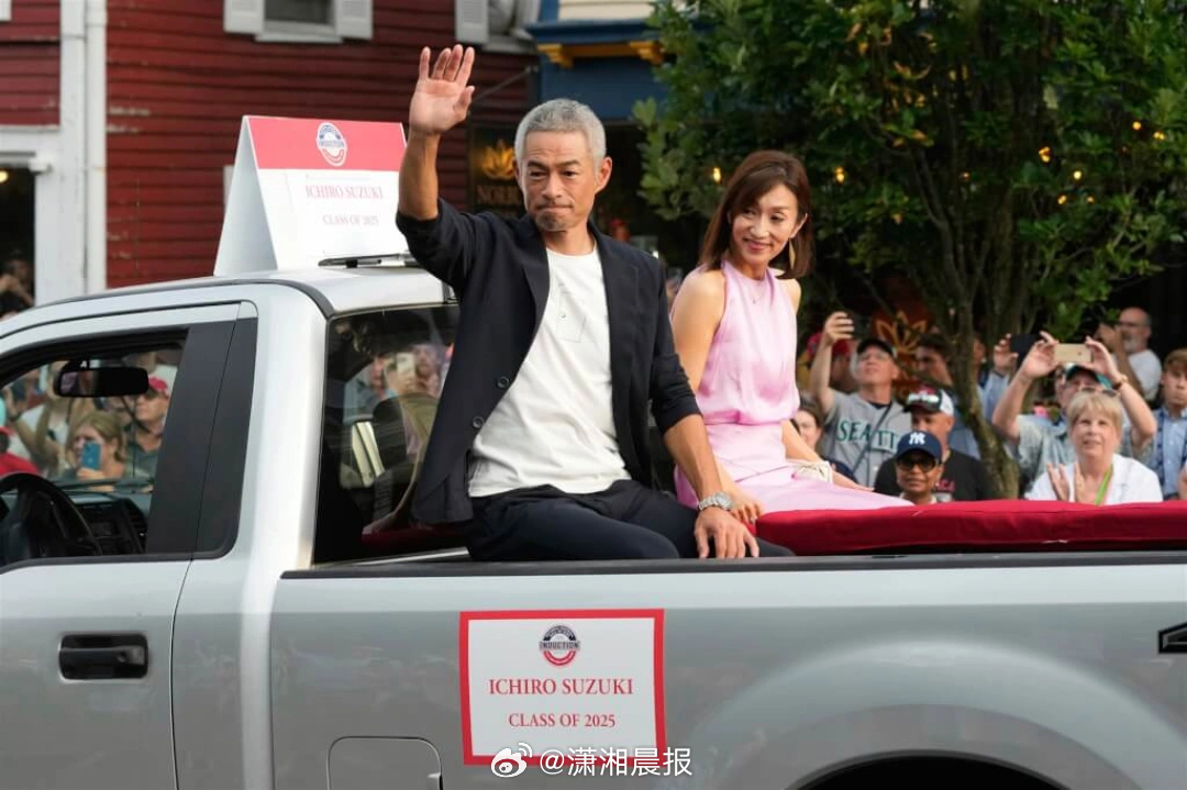 #知名球星遭入室抢劫妻子堵门抵抗#【日本球星铃木一朗遭入室抢劫，妻子堵门抵抗】今