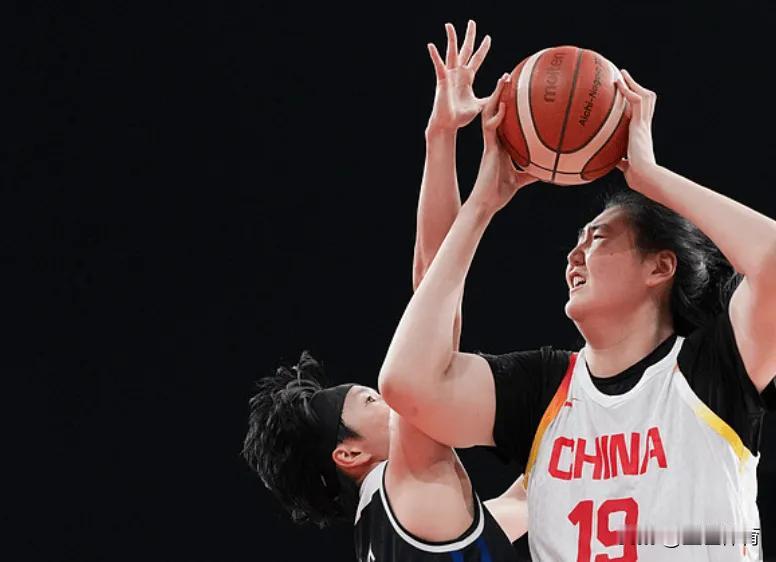 这中国女篮打的是远古篮球？水平退化的，跟中国男篮有的一拼！

国内职业联赛的水平