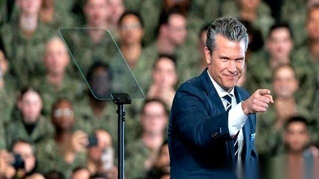 美国防长在那儿喊，说要跟我们“近身肉搏”、“残酷战斗”。
我当时就想笑。
都什么