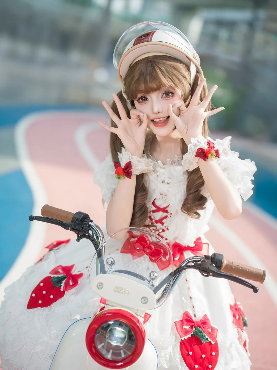 “宝宝 你是一块草莓小蛋糕”