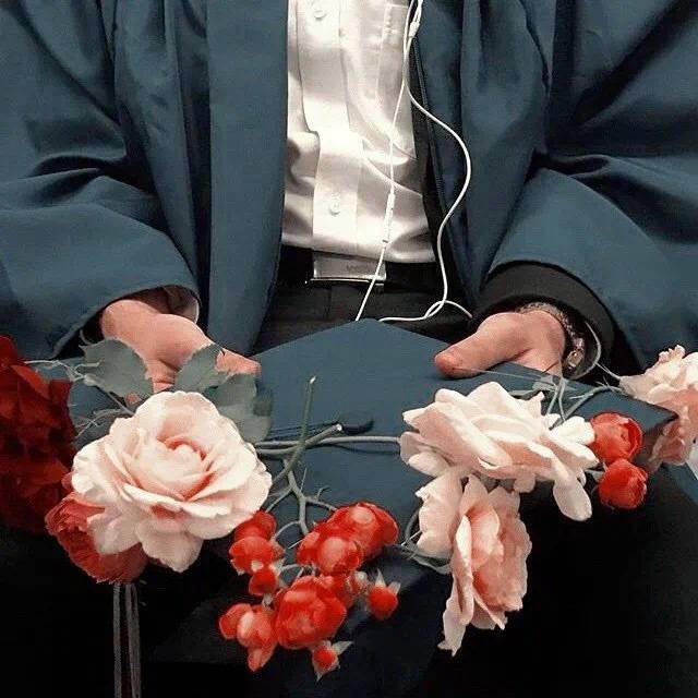 数学里有个温柔霸道的词——有且仅有。——徐志摩