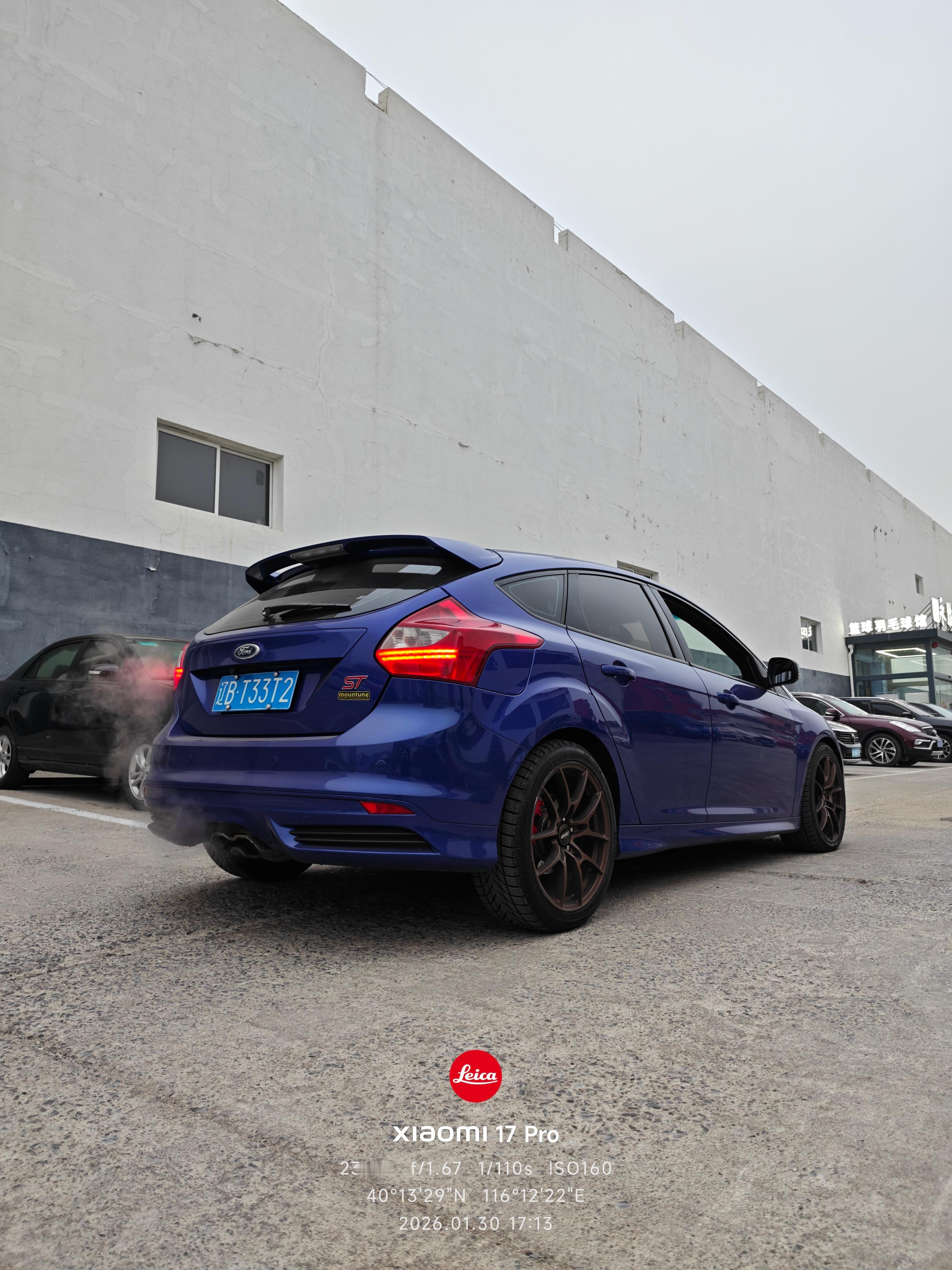 同事又买车了 福克斯ST前驱 手动挡 原厂RECARO座椅 还带座椅加热真气人 