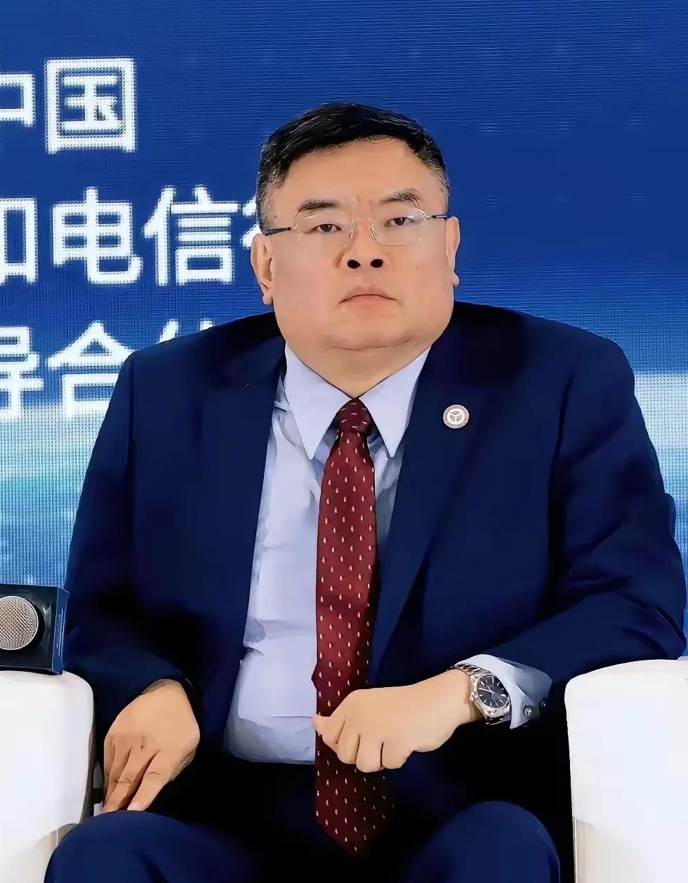 瞒不住了，摊牌了！
3月18日7时01分，北京，中国新闻周刊证实，拥有近2万名律