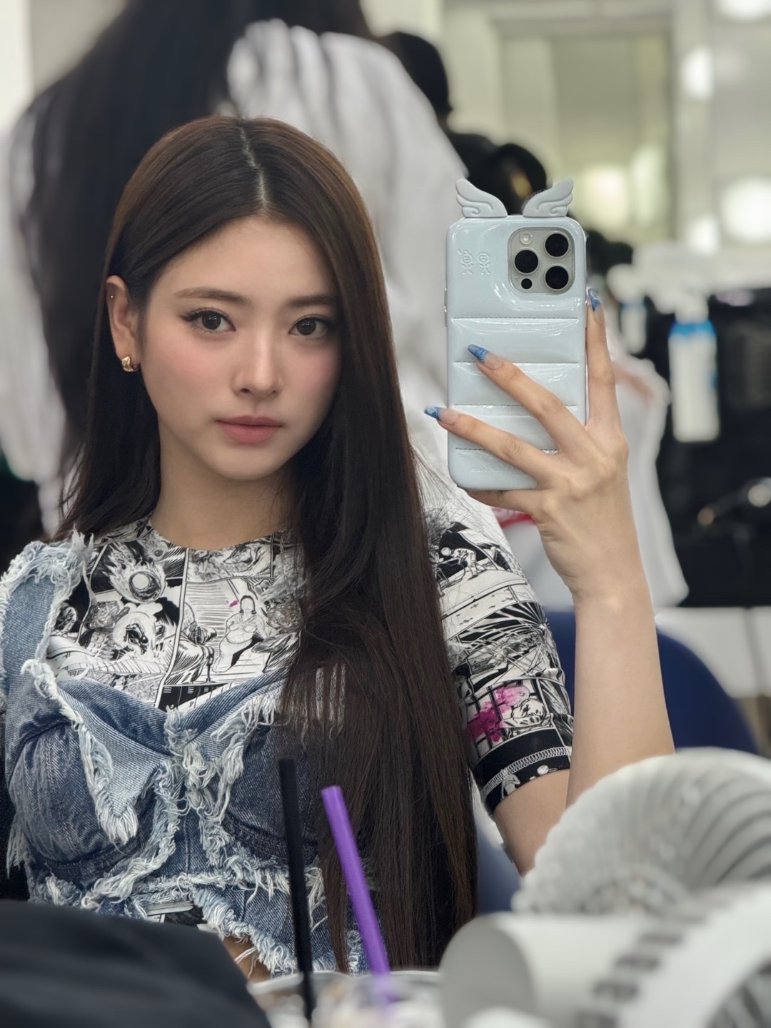 新女团MEOVV成员～田中杏奈ANNA的最新对镜🤳🏻 ​​​