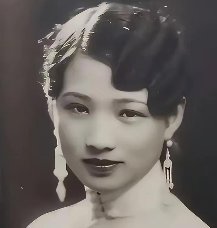 1918年，唐继尧让妻妾以打麻将的名义，将庾恩旸的美人妻子钱秀芬骗到家中，还没打